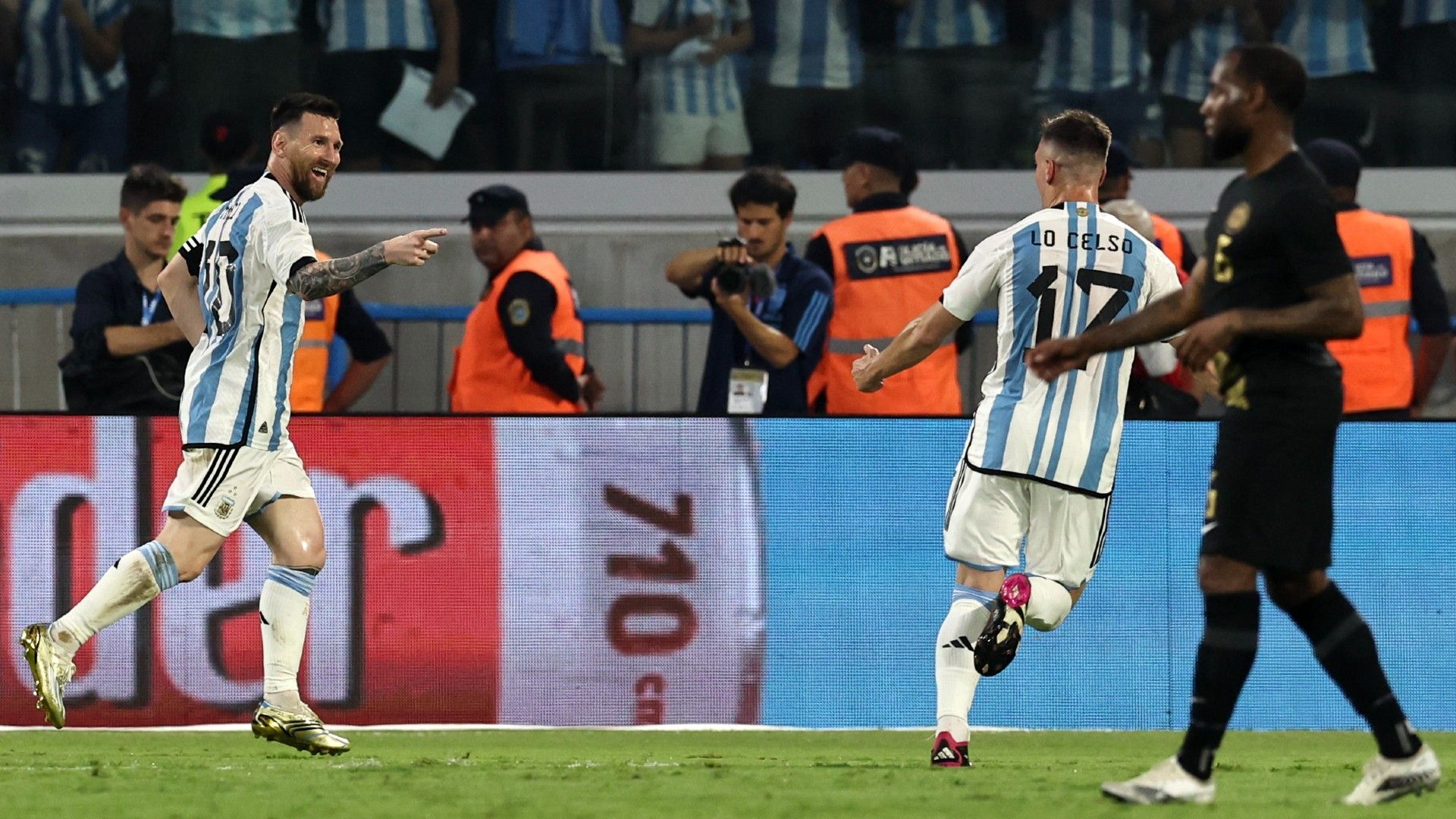 Lionel Messi Giovani Lo Celso Argentina Curazao Amistoso 280302023