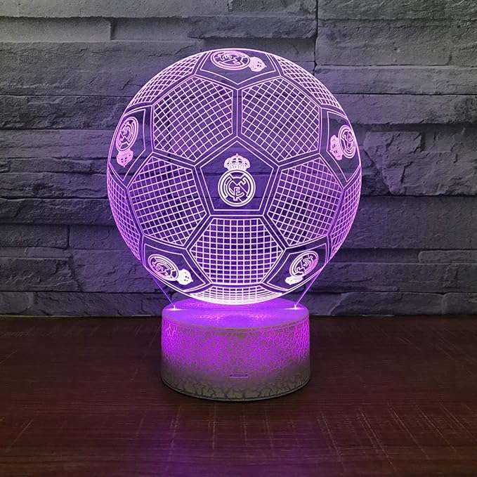 قبل النهائي المنتظر.. قائمة بأفضل الهدايا لجماهير ريال مدريد من أمازون السعودية