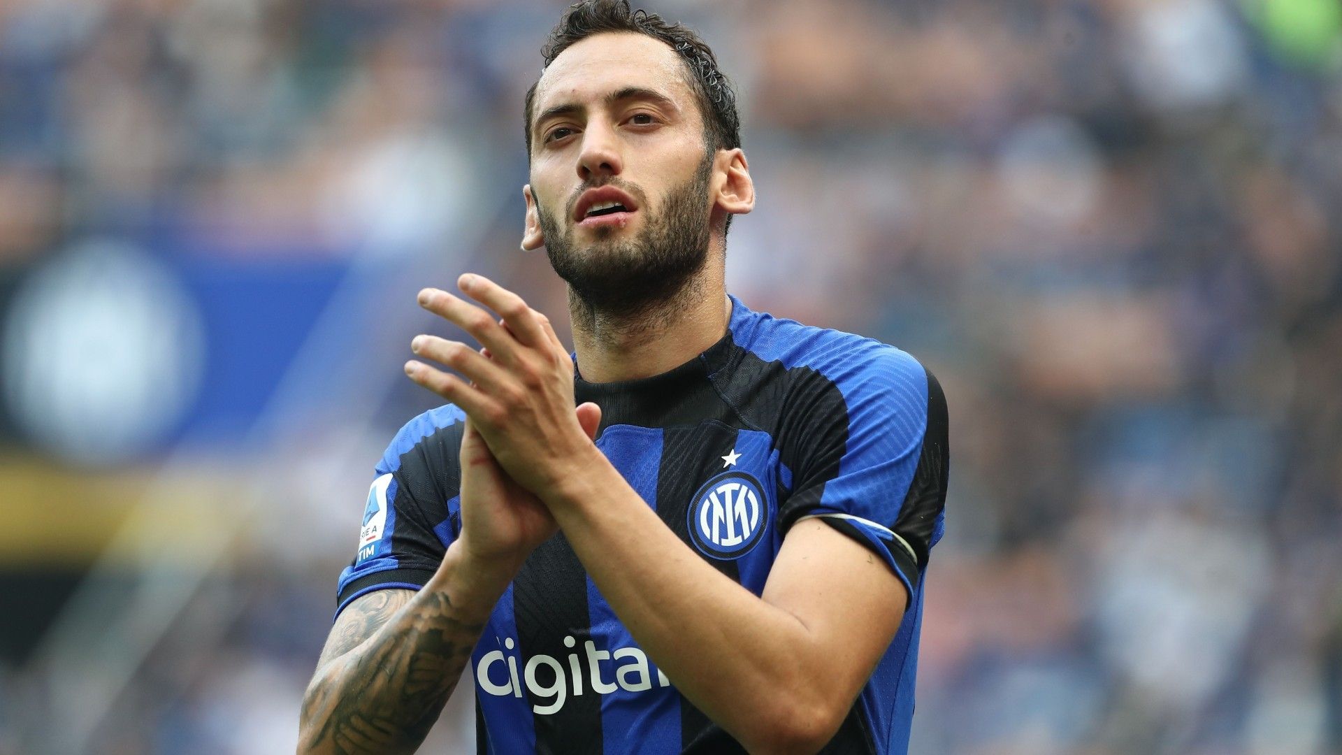 Hakan Calhanoglu Inter Salernitana