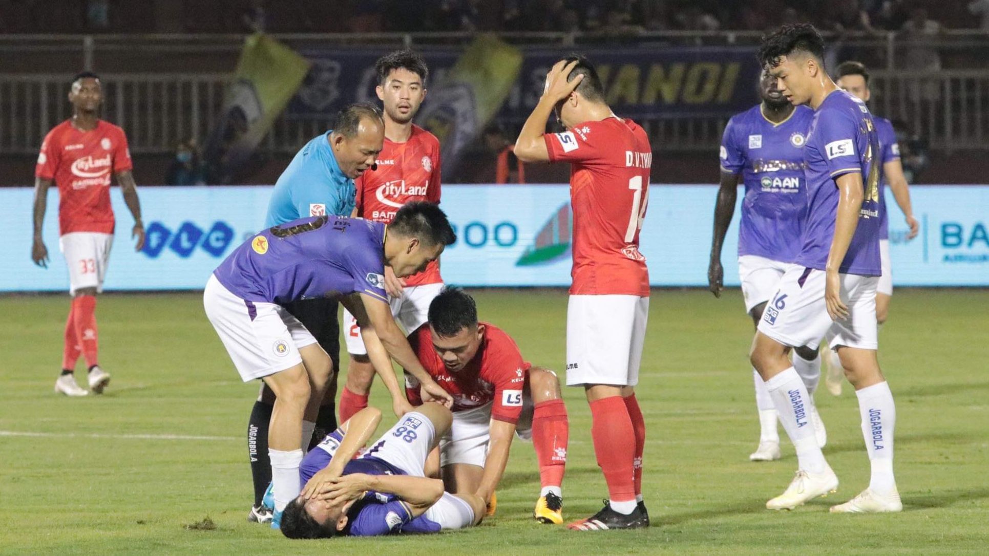 Ngo Hoang Thinh Do Hung Dung Ho Chi Minh Ha Noi V.League 2021