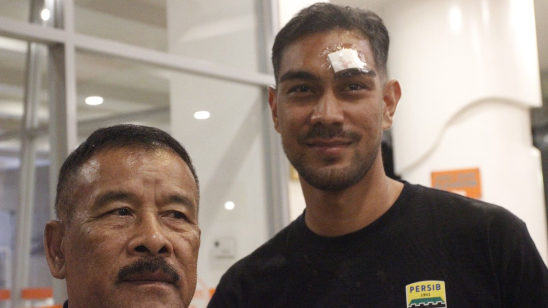 Umuh Muchtar & Omid Nazari - Persib Bandung