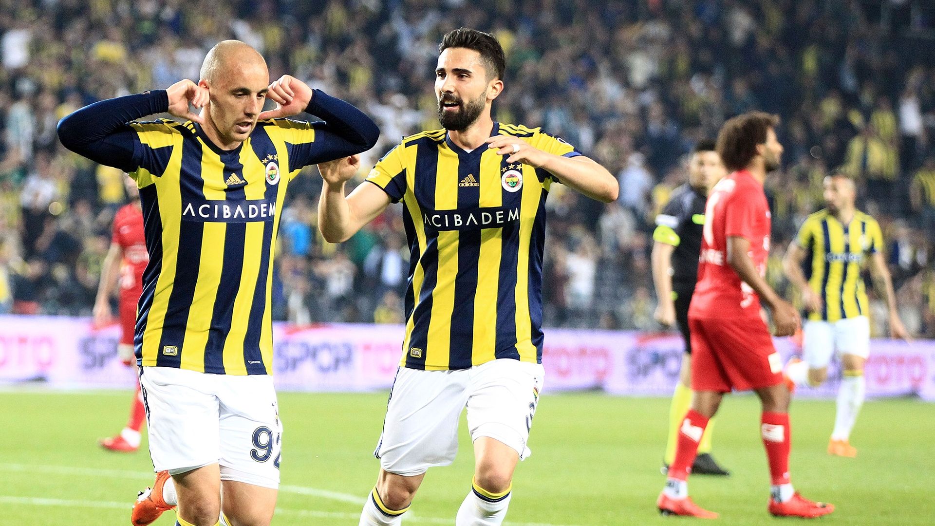Aatif Fenerbahce goal celebration Antalyaspor 04232018