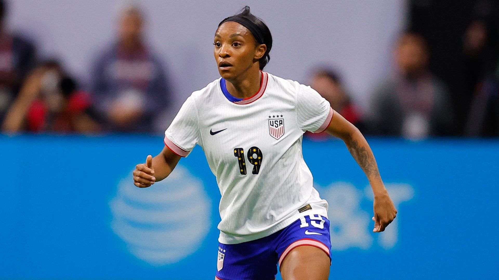 Crystal Dunn USWNT 2024