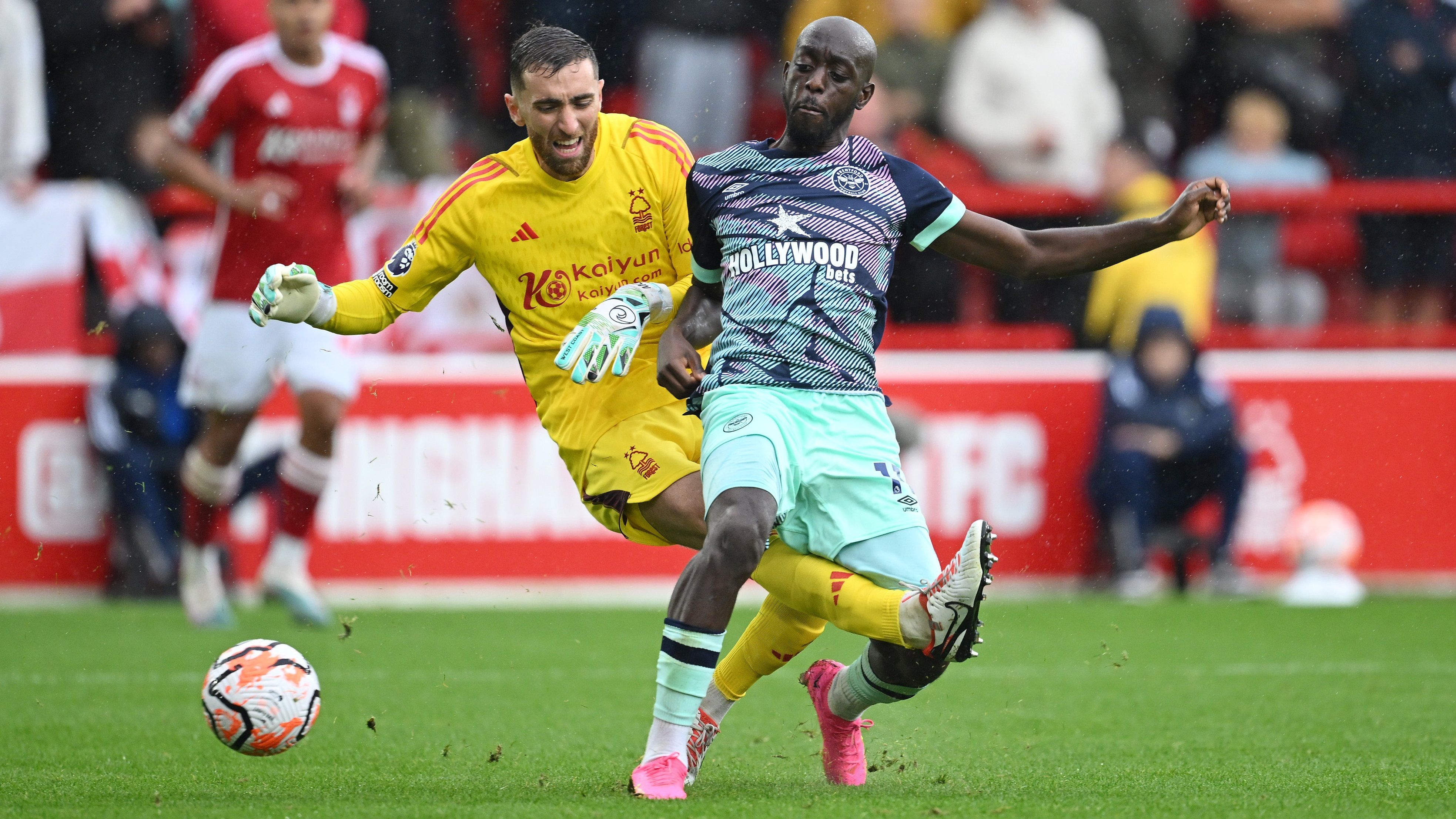 Matt Turner Yoane WIssa penalty No VAR