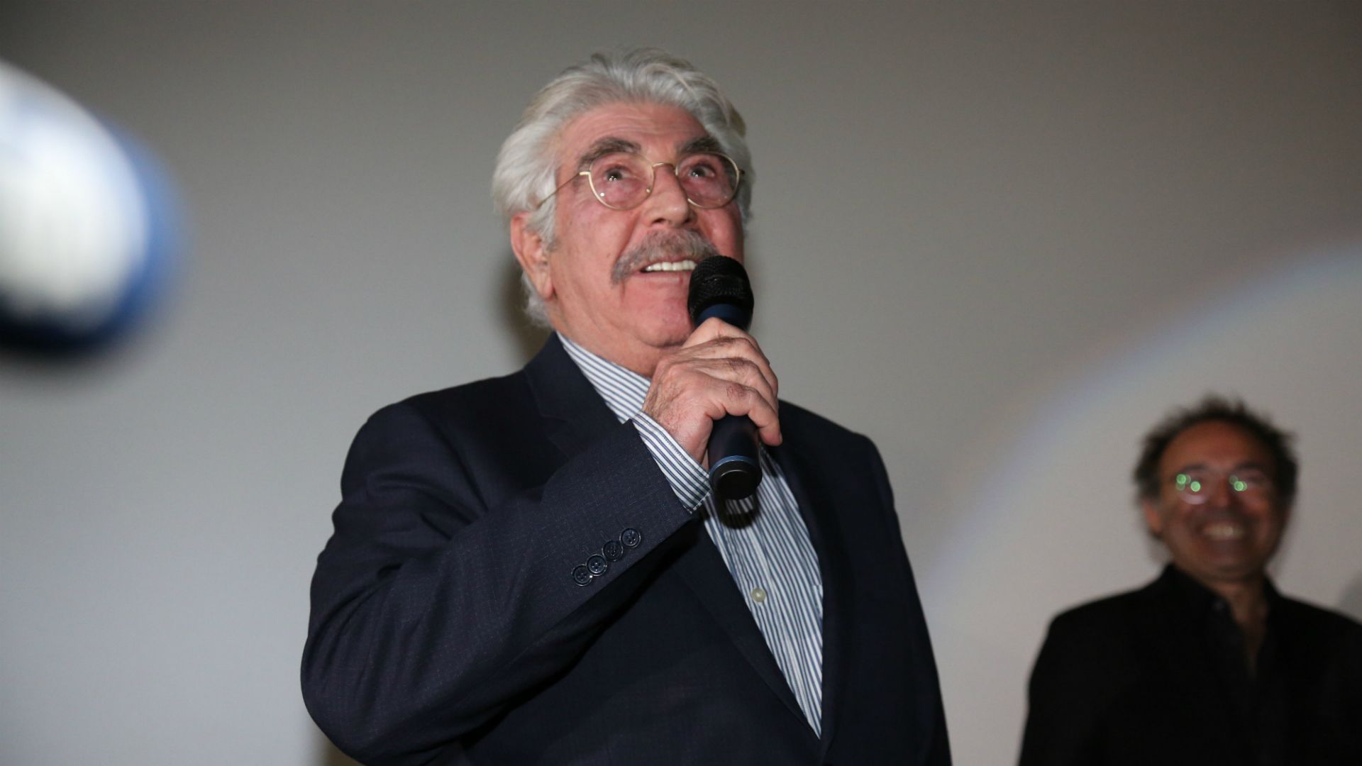 Erdal Ozyagcilar Fenerbahce fan