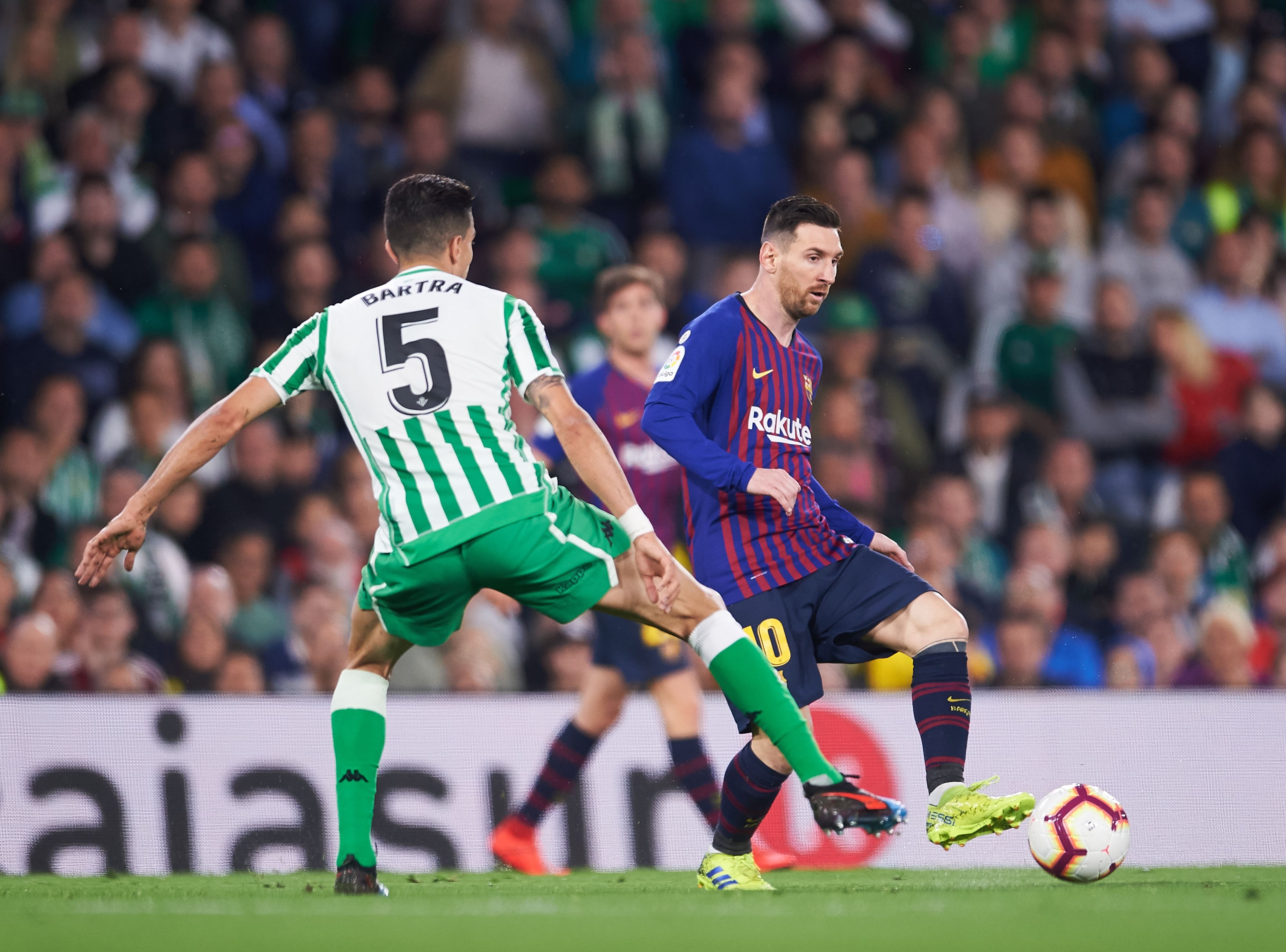 Messi Bartra Real Betis Barcelona LaLiga
