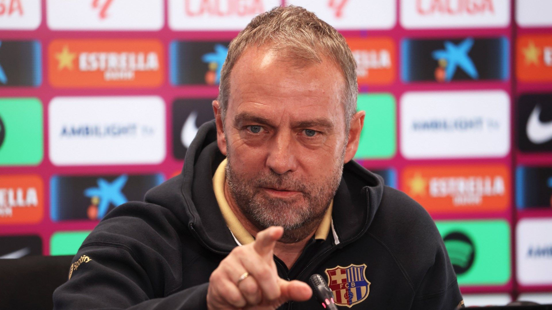 Hansi Flick Barcelona 2025