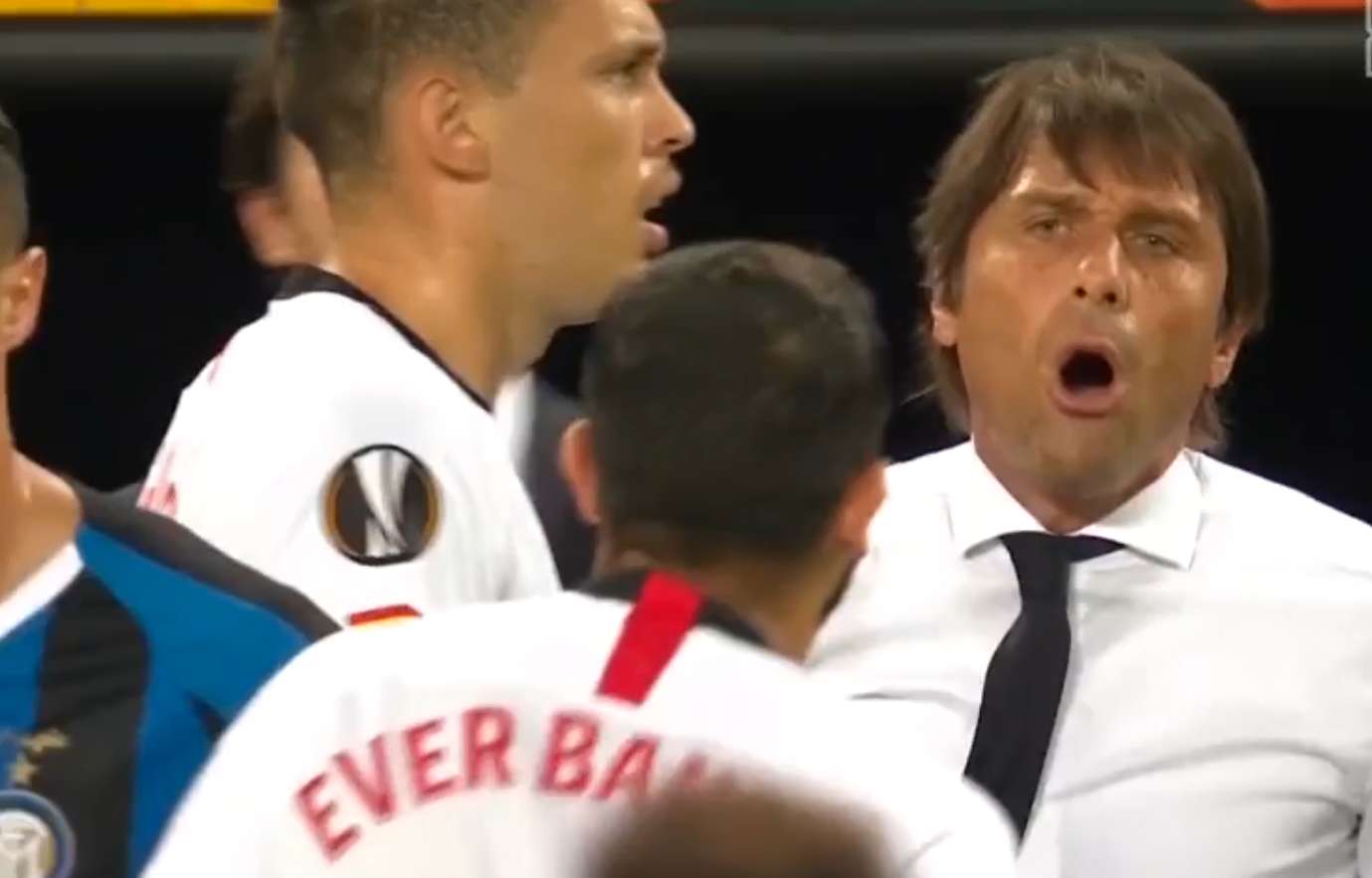 Antonio Conte Ever Banega Inter Sevilla Europa League 2020