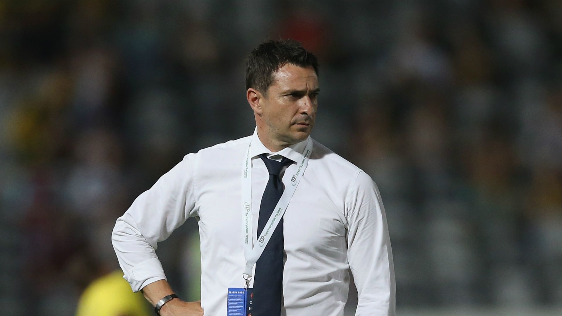 Paul Okon Central Coast Mariners v Melbourne City A-League 31122016