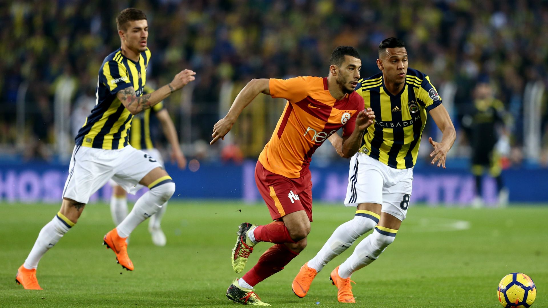 Younes Belhanda Josef de Souza Fenerbahce Galatasaray 03172018