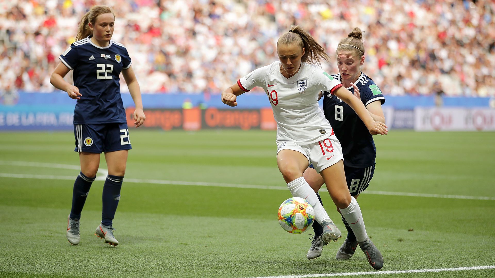 Kim Little Georgia Stanway England Scotland 2019