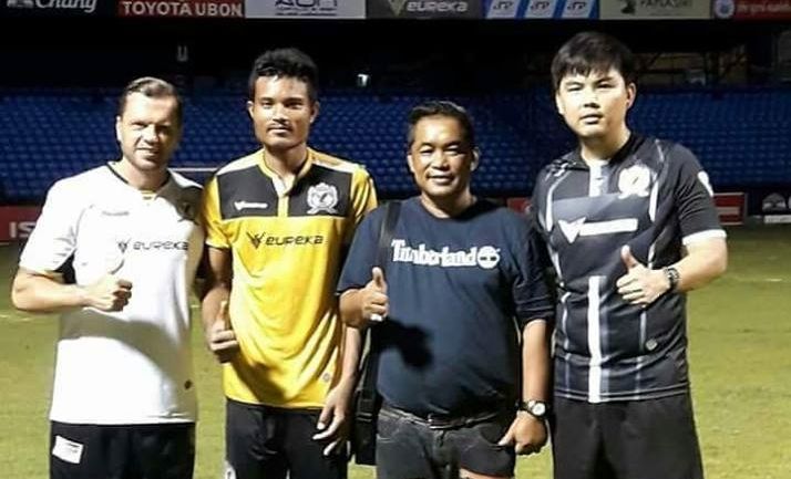 จักรกฤษ นิยมสุข