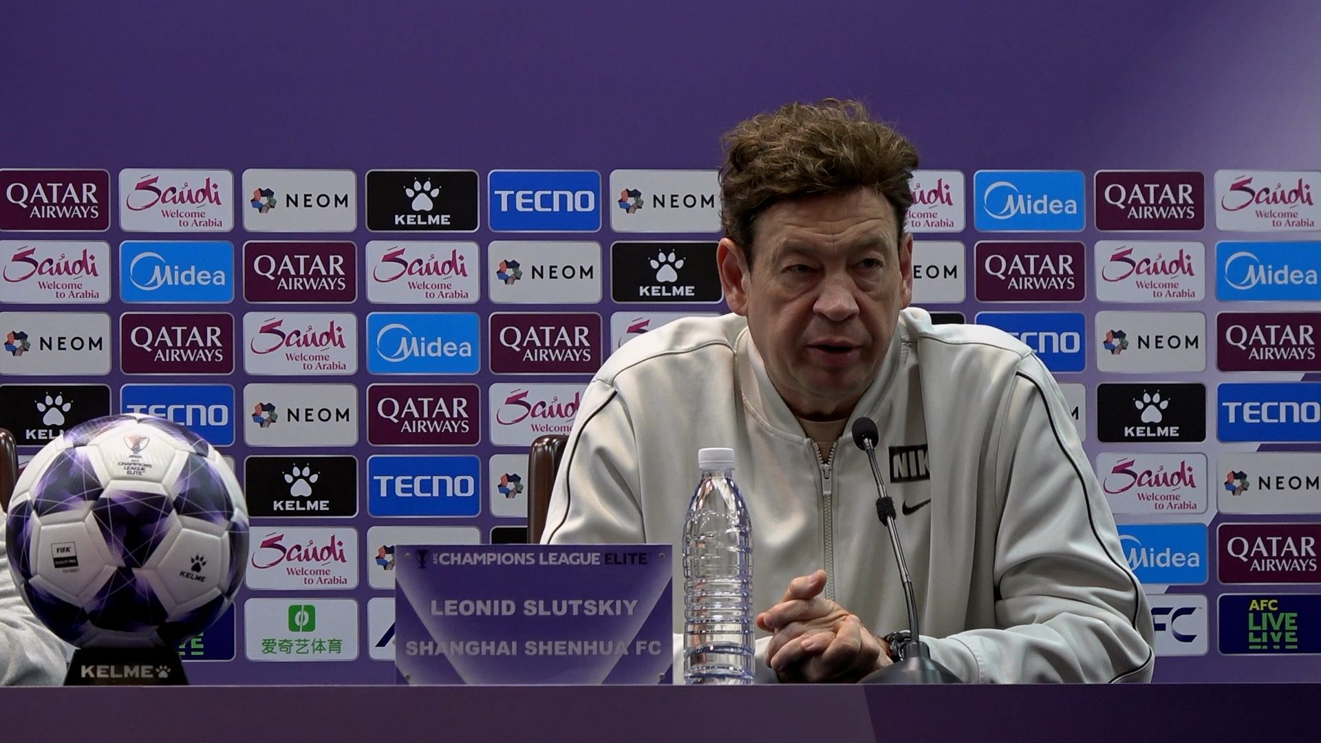 상하이 선화 슬러츠키 감독