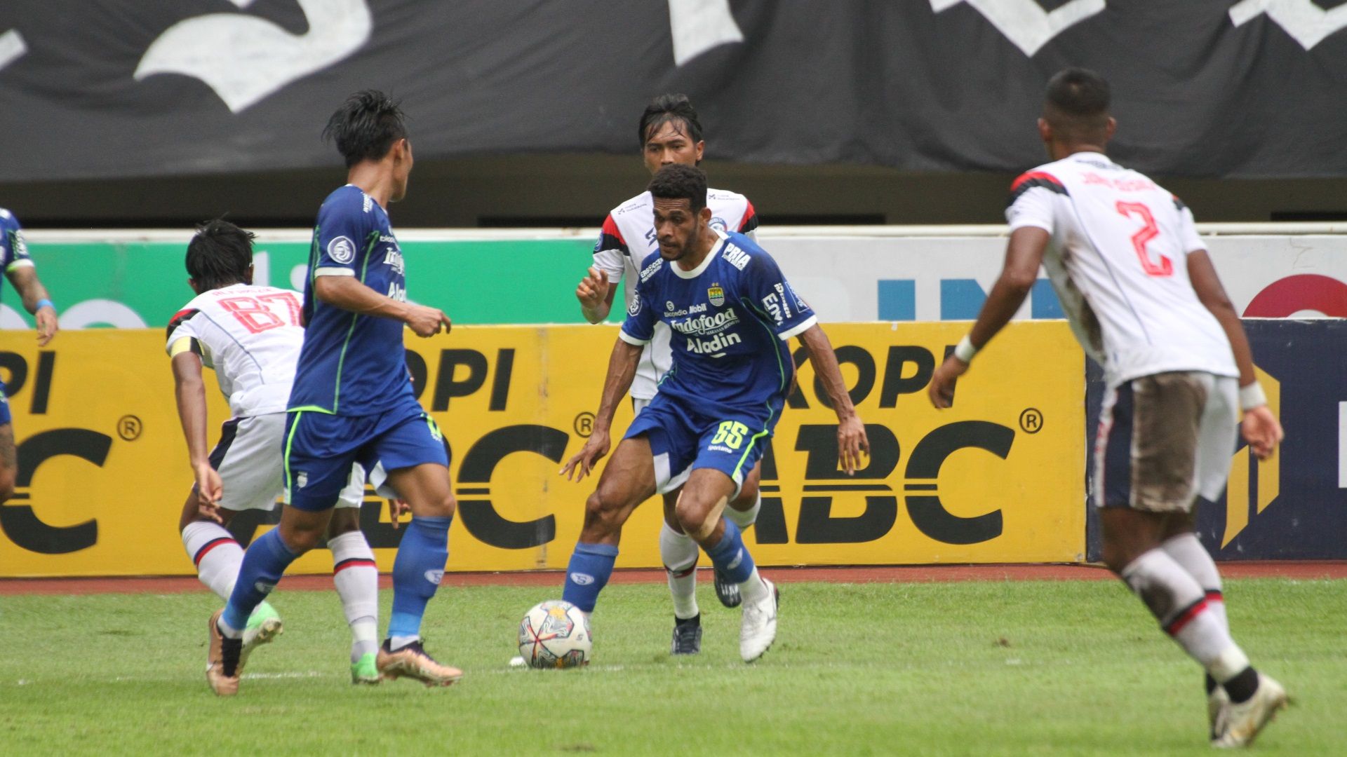 Ricky Kambuaya - Persib Bandung
