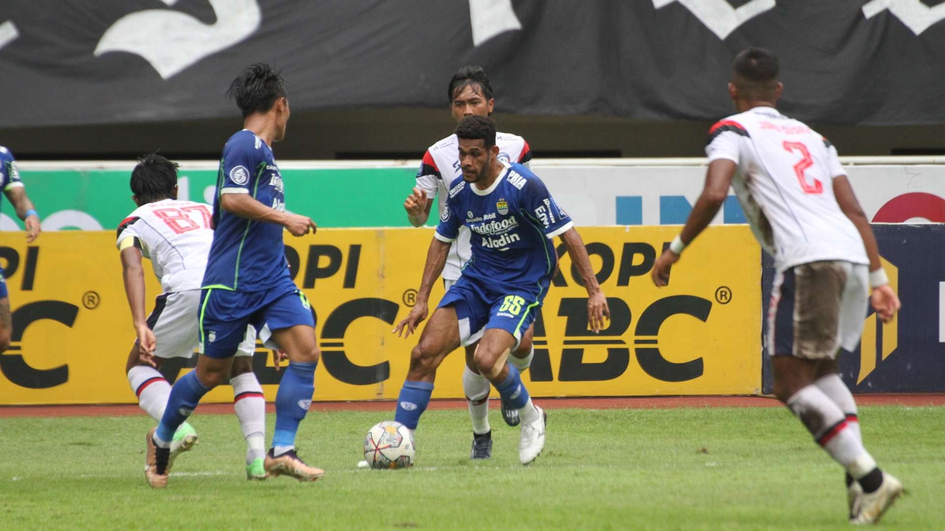 Ricky Kambuaya - Persib Bandung