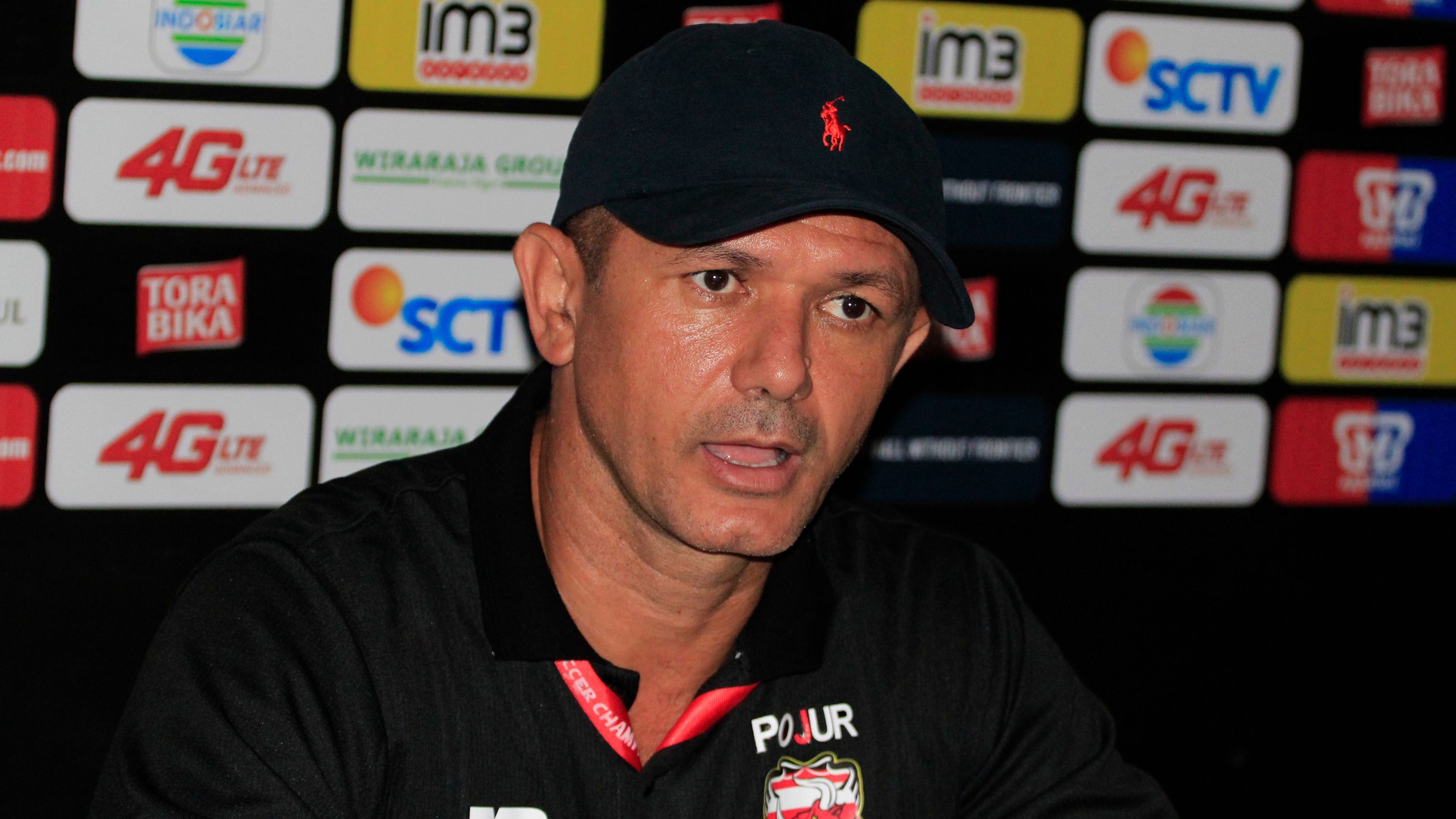 Gomes de Olivera - Madura United