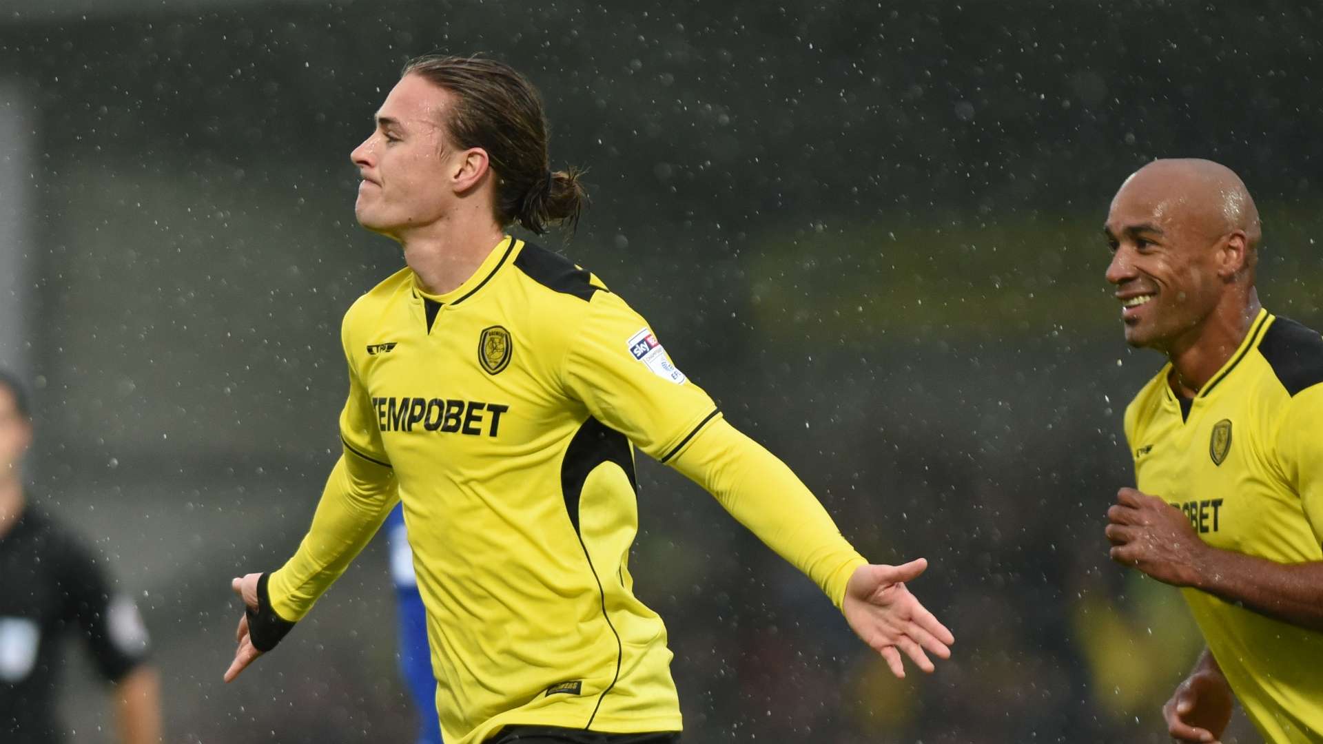 Jackson Irvine Burton Albion v Cardiff City Championship 01102016