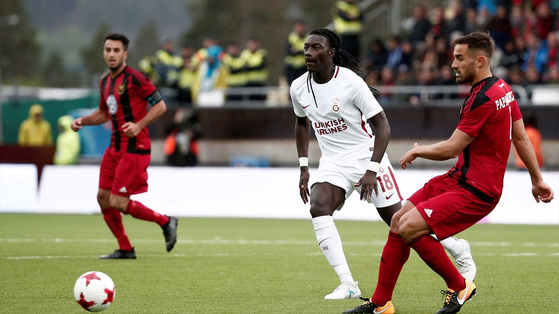 Bafetimbi Gomis Ostersunds Galatasaray 1372017 UEL