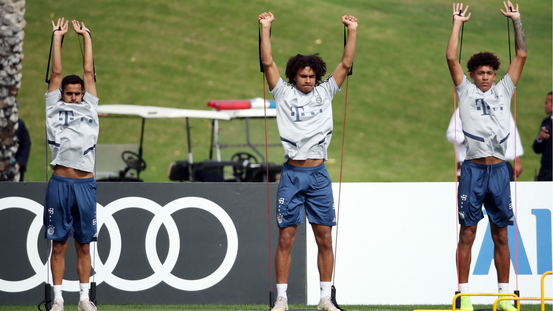 Chris Richards Sarpreet Singh Joshua Zirkzee Bayern Munchen 2020