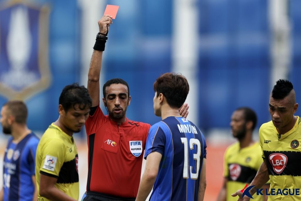 울산 김민준 퇴장 ACL