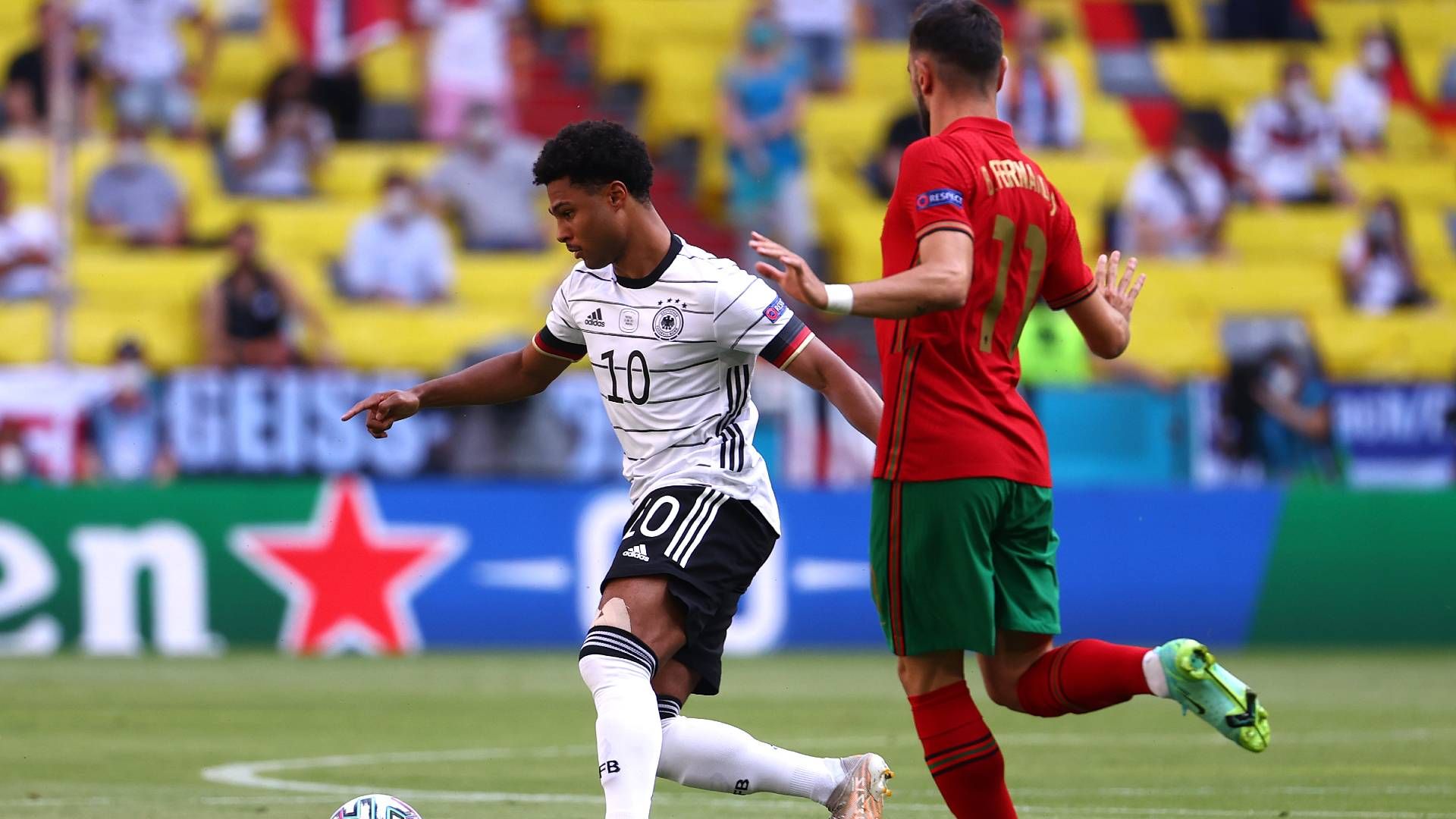 Germany Portugal EURO 2020 20210619 Serge Gnabry Bruno Fernandes