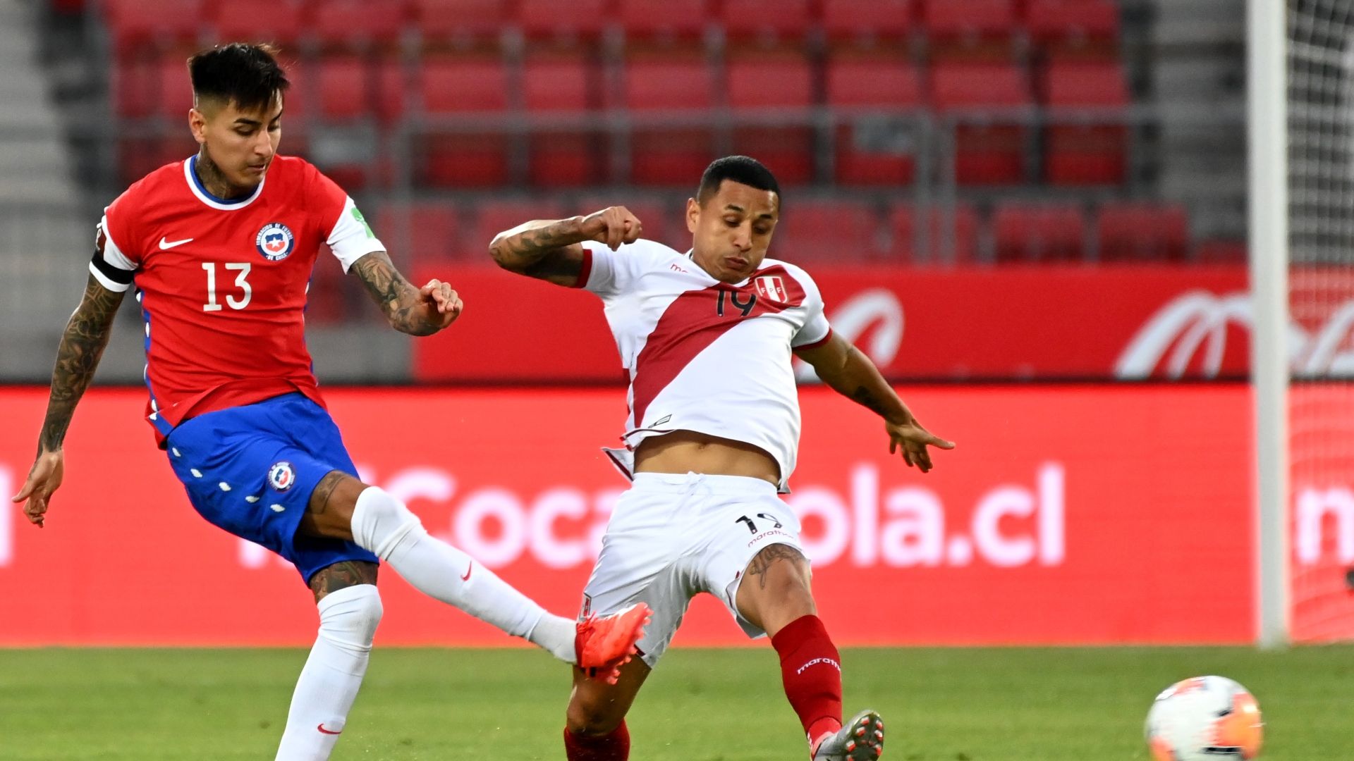 131120 Chile Perú Renato Tapia y Erick Pulgar