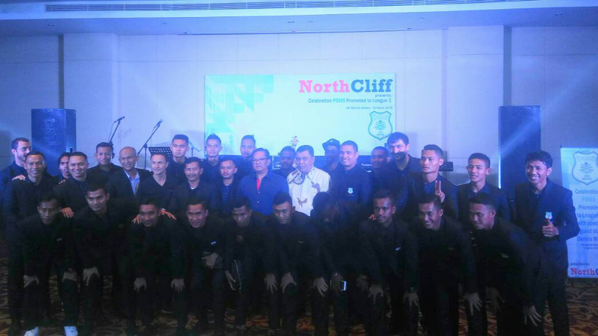 Skuad PSMS - Dennis Wise - North Cliff Dinner Celebration PSMS Liga 1 JW Marriot