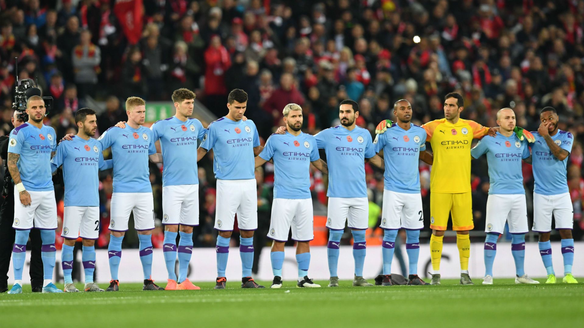 101119 Liverpool Manchester City Bravo titular