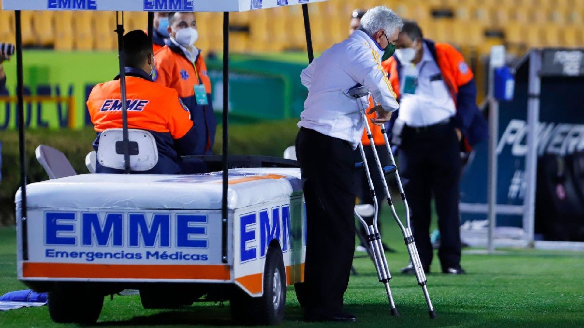 Tuca Ferretti muletas