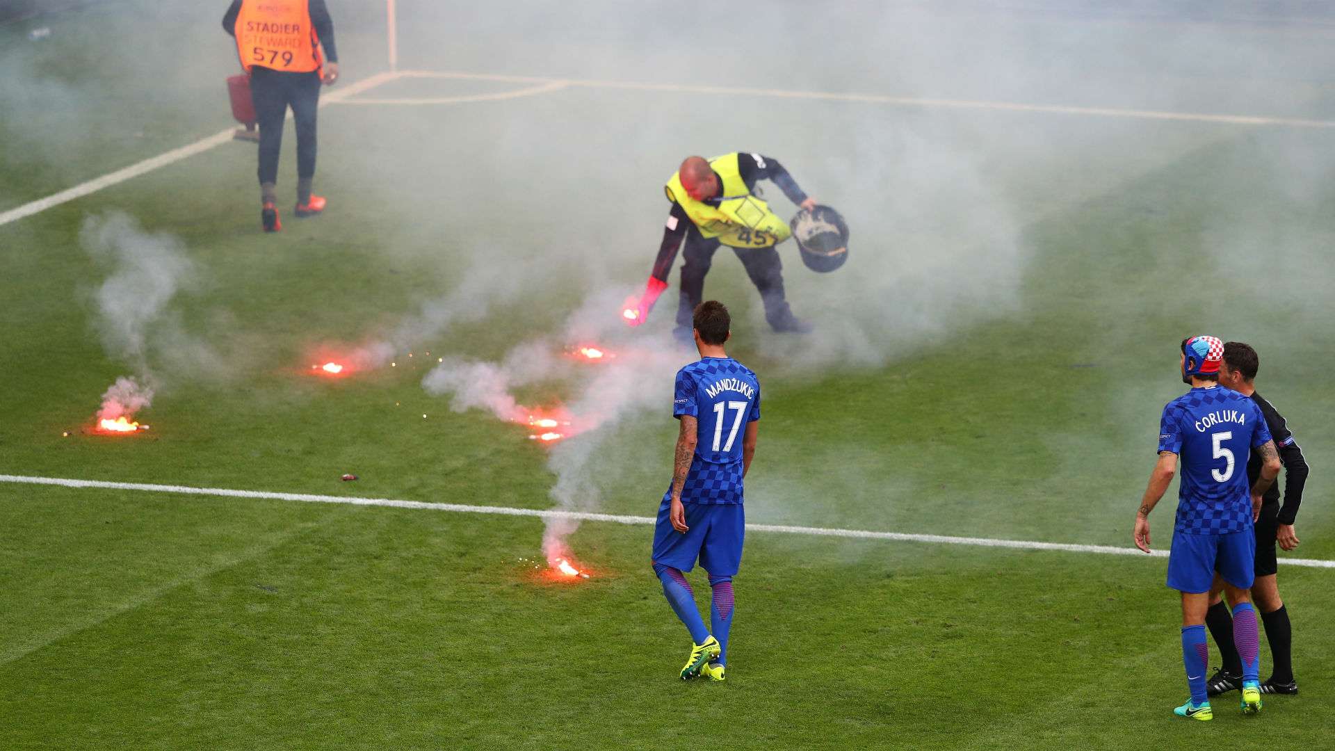 Croatia fan flares