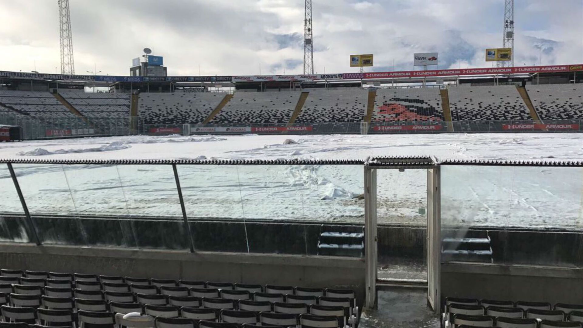 Estadio Colo Colo. Nieve. 15072017
