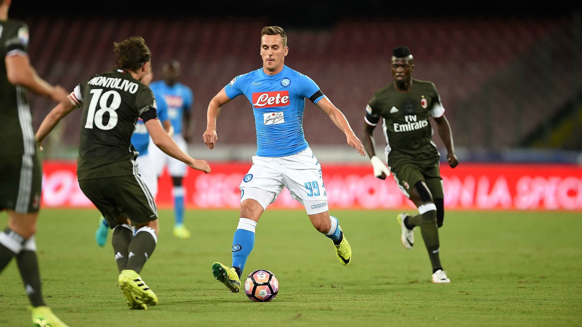 Milik Montolivo Milan Napoli