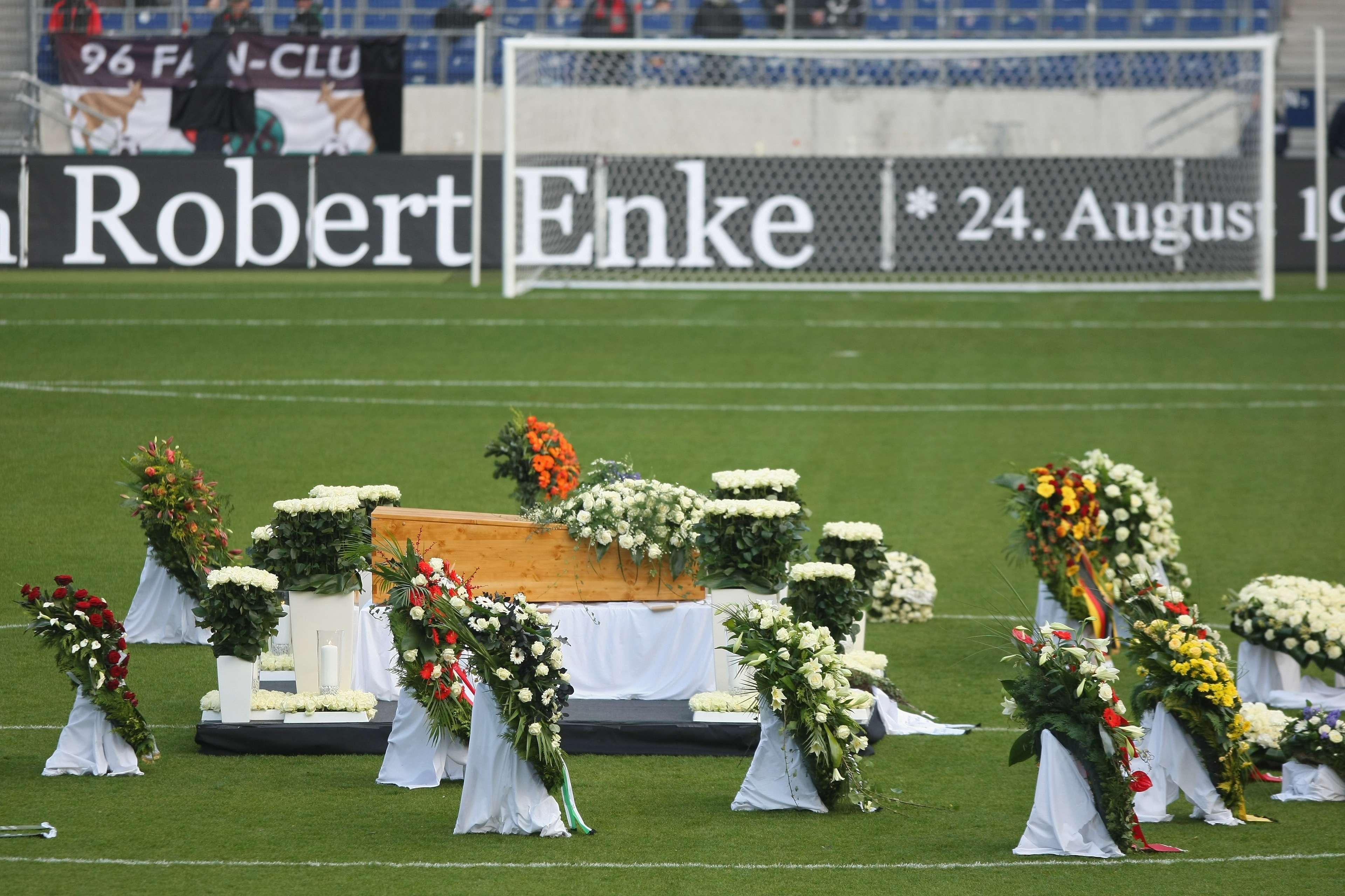 Robert Enke funeral