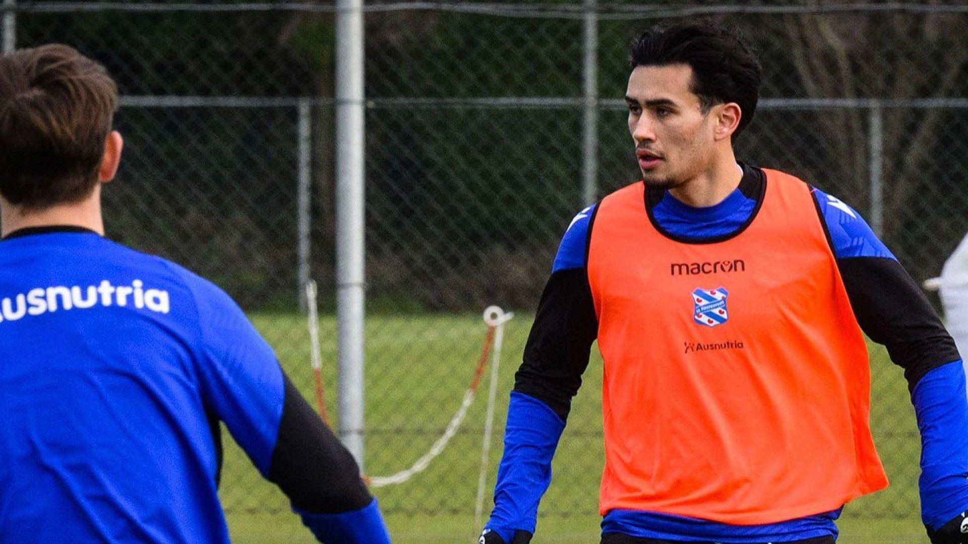 Nathan Tjoe-A-On Latihan SC Heerenveen
