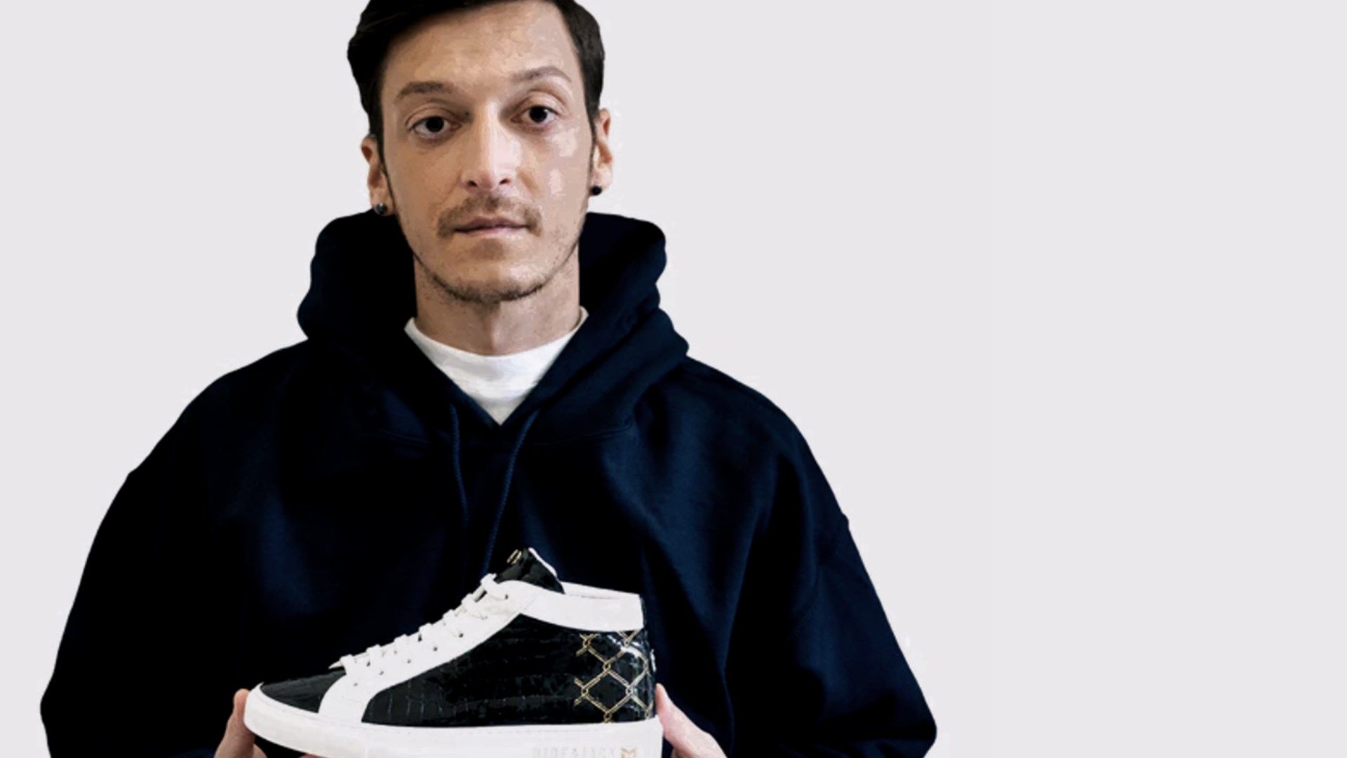 Mesut Özil Sneaker M10