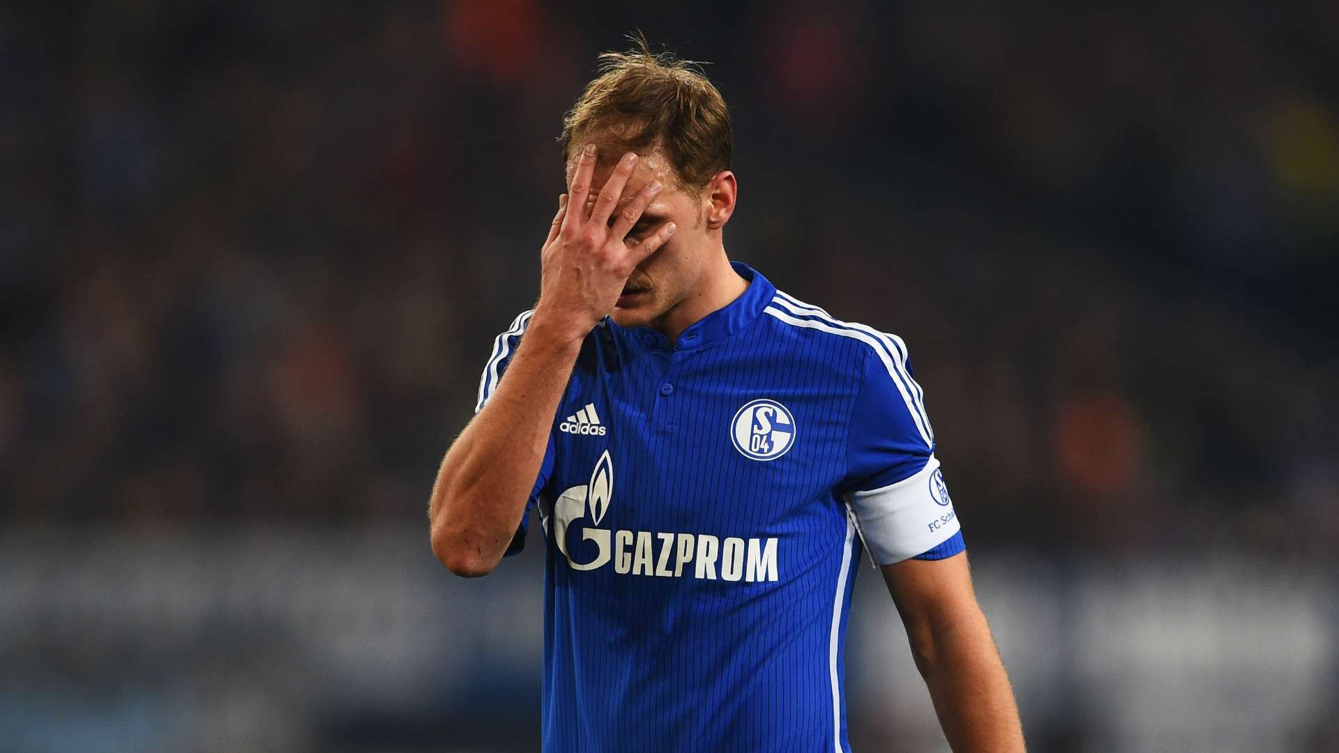 BENEDIKT HOWEDES SCHALKE CHAMPIONS LEAGUE 11262014