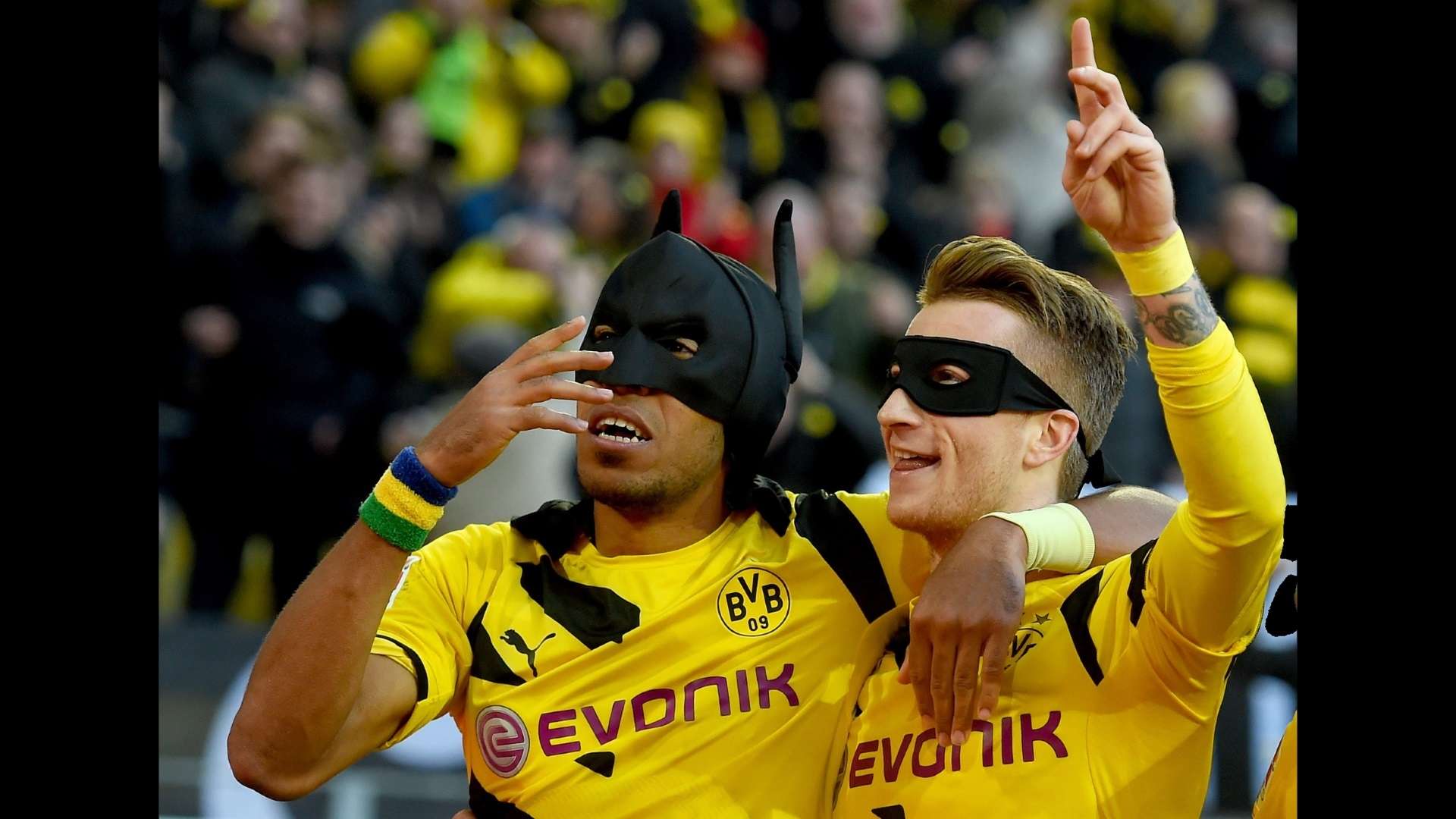 Pierre-Emerick Aubameyang Marco Reus Borussia Dortmund Batman Mask