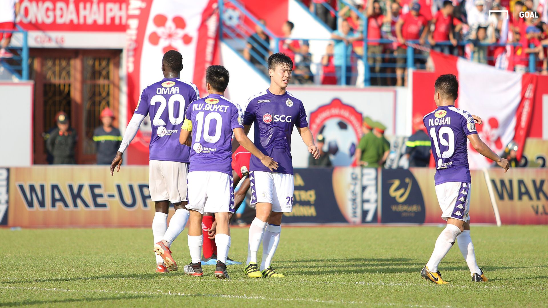 Pape Omar Nguyen Van Quyet Do Duy Manh Nguyen Quang Hai Hai Phong vs Ha Noi V.League 2019
