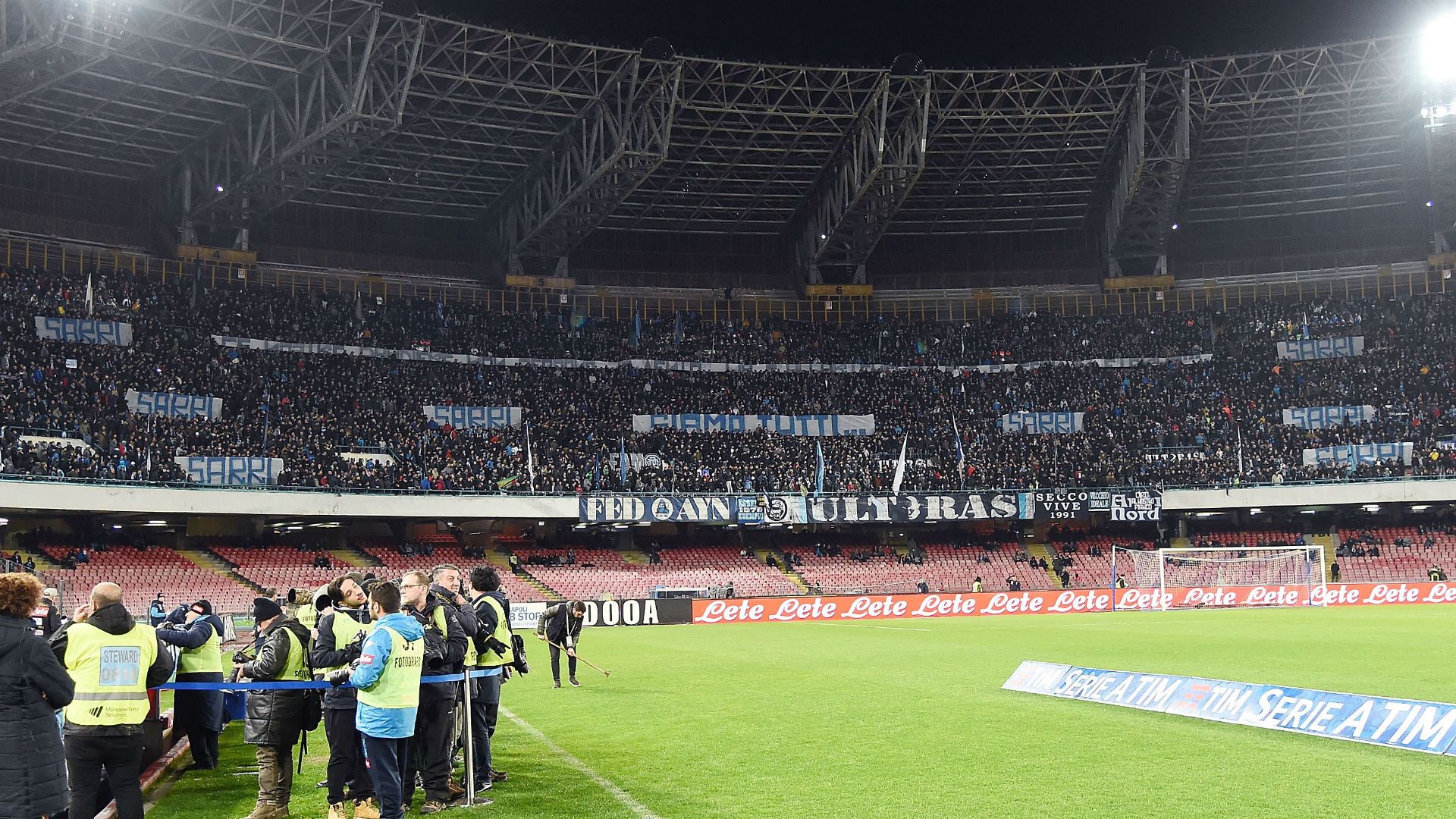 Sarri banners stadio San Paolo Napoli fans