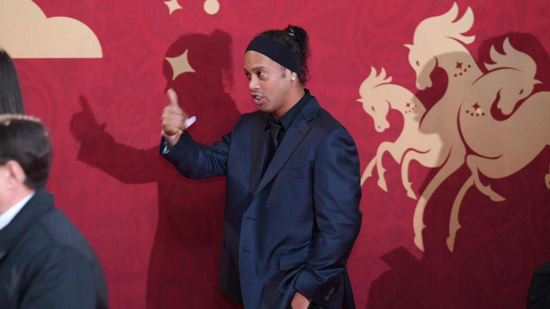 Ronaldinho Russia Draw