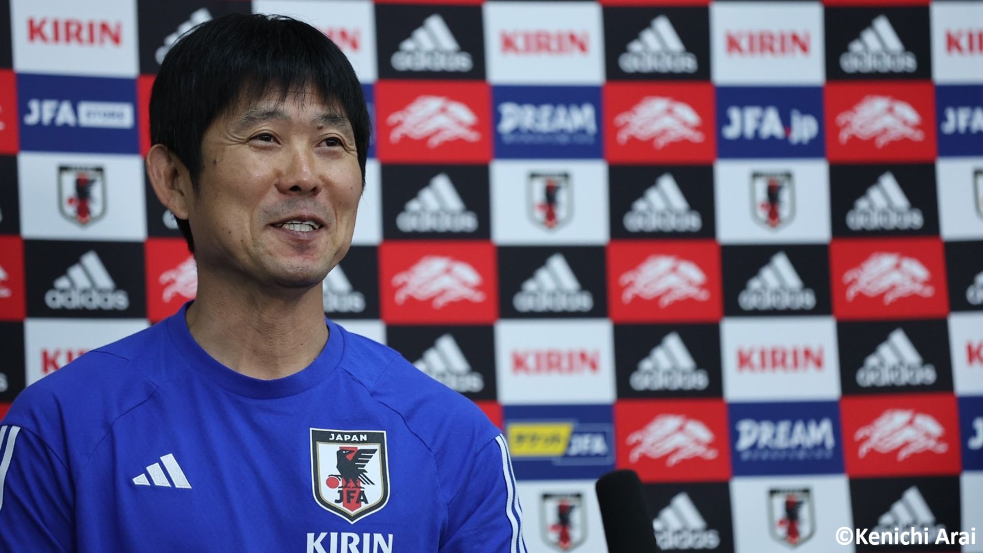 サッカー日本代表 森保一監督(ベガルタ時代ユニフォーム) サッカー日本代表 森保一監督(ベガルタ時代ユニフォーム)