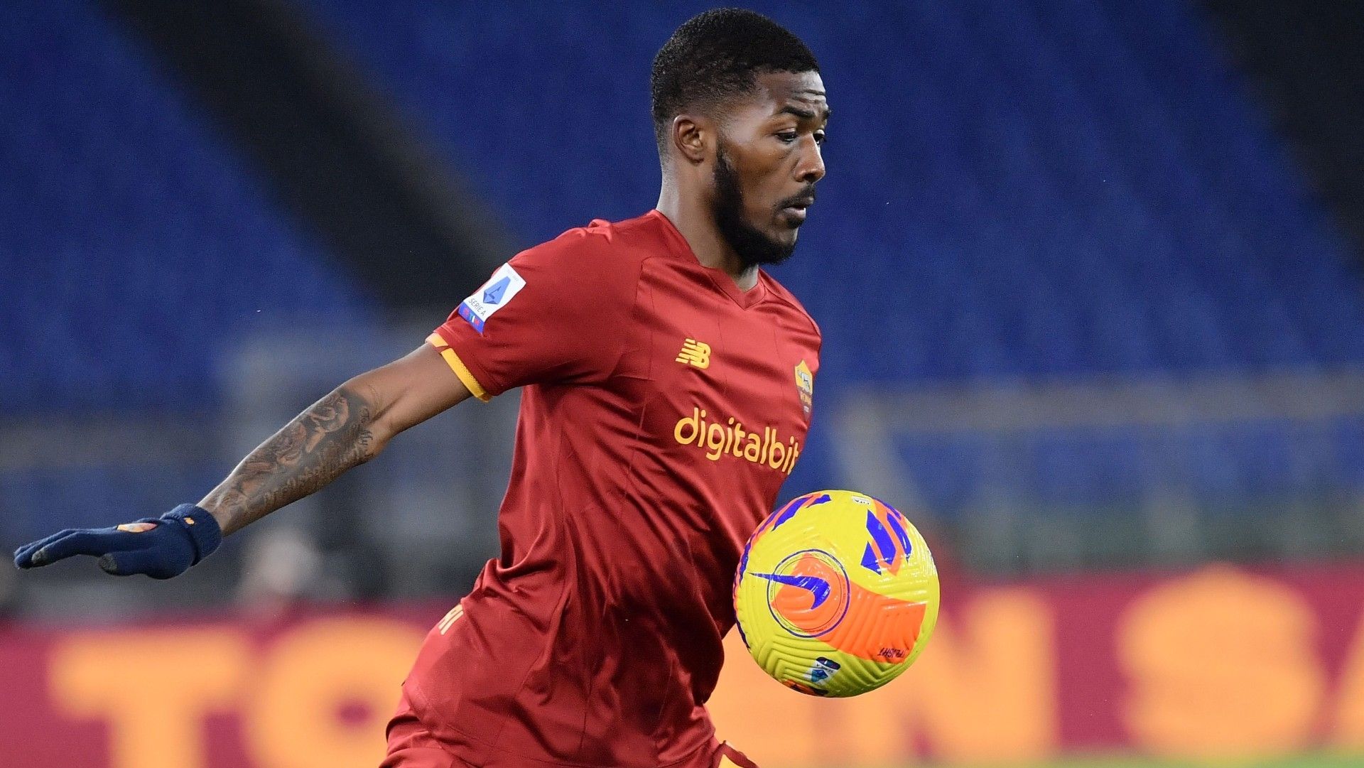 Ainsley Maitland-Niles Roma