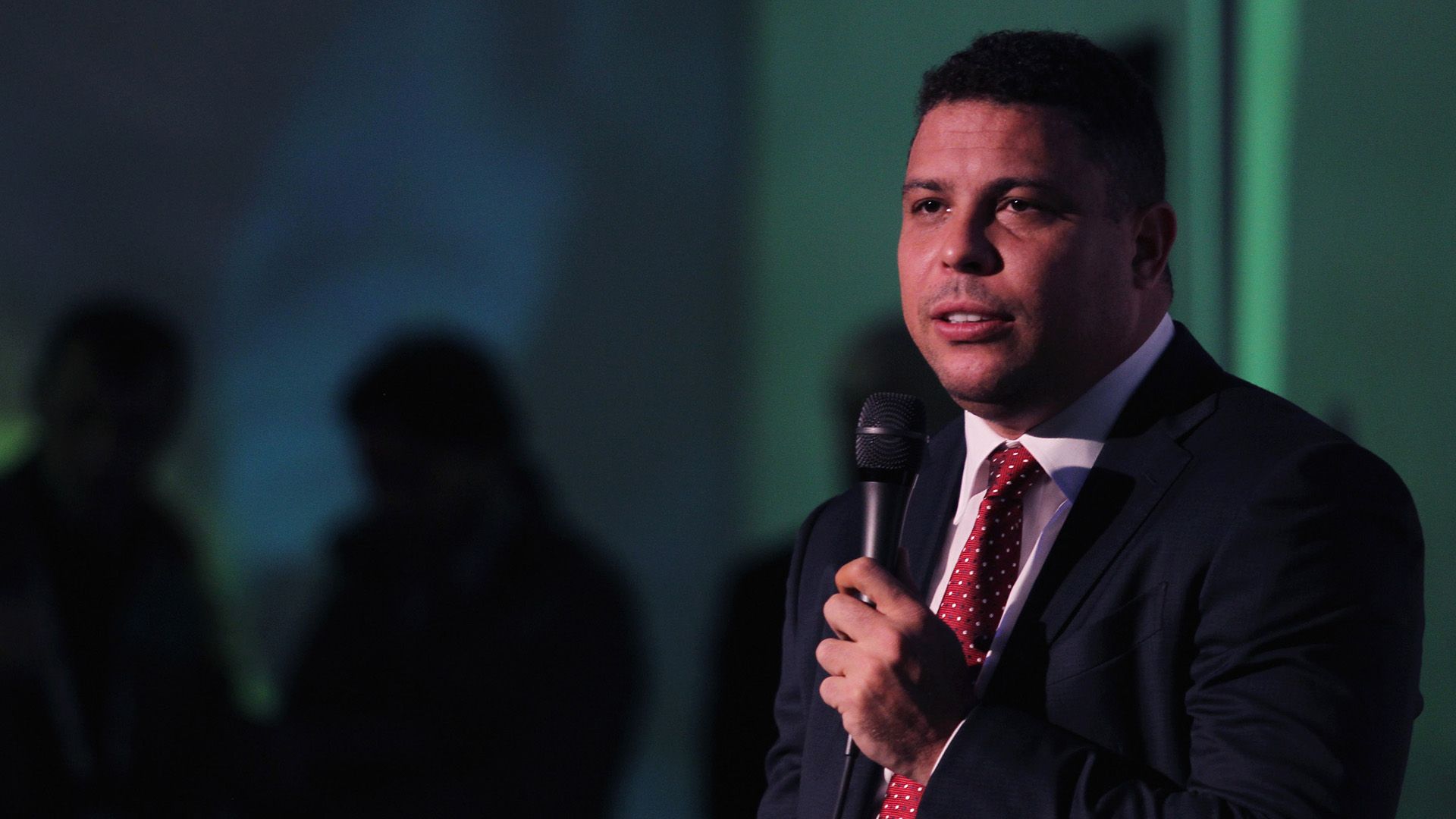 Gallery Ronaldo Nazario looks 22022016