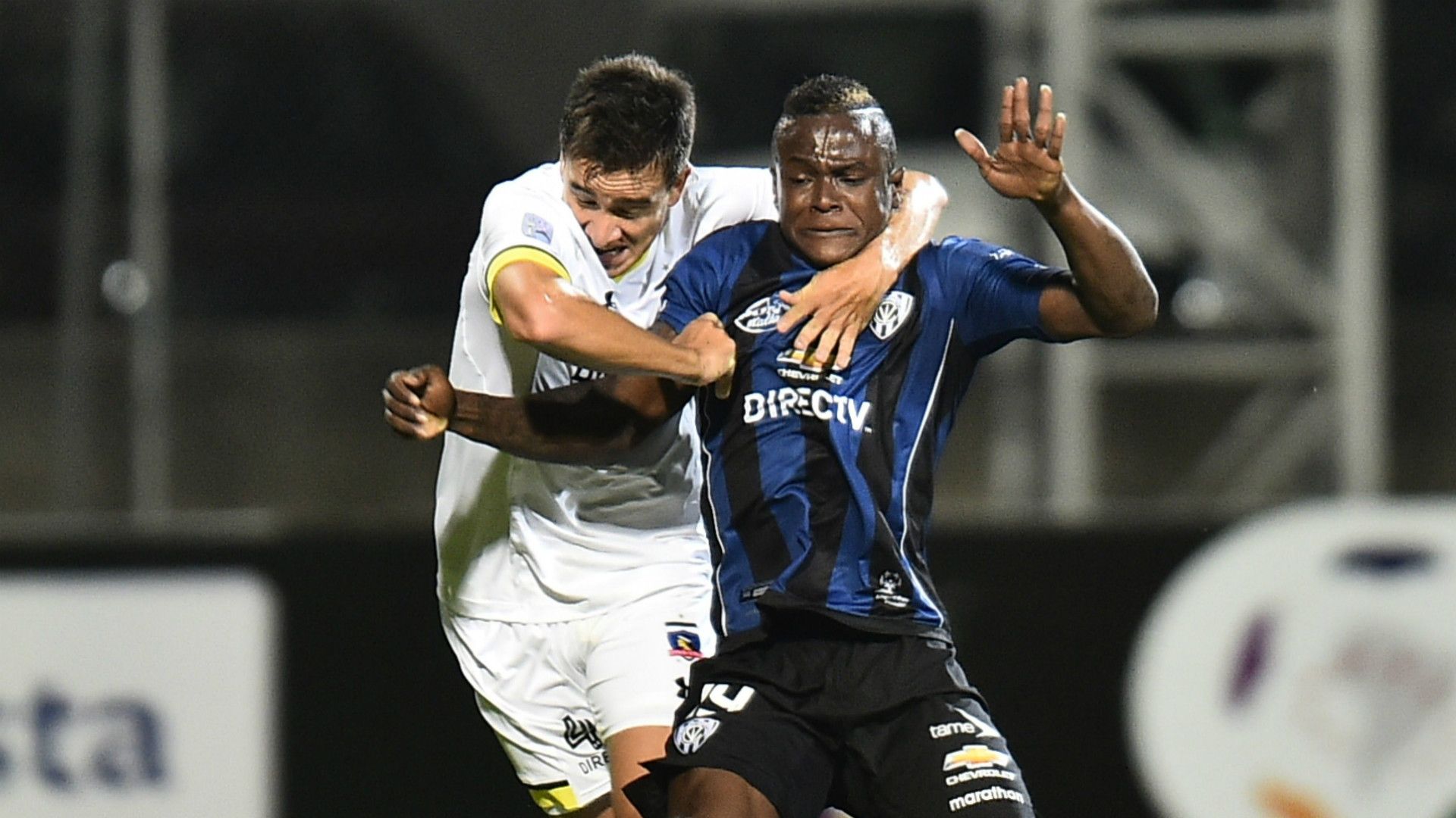 Matias Zaldivia Jose Angulo Independiente del Valle Colo Colo Copa Libertadores 18022016