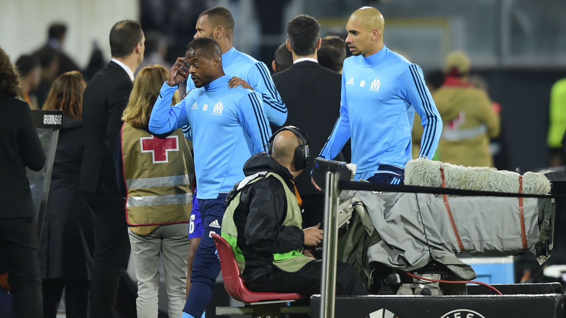 Patrice Evra Vitoria Guimaraes Marseille UEFA Europa League 02112017