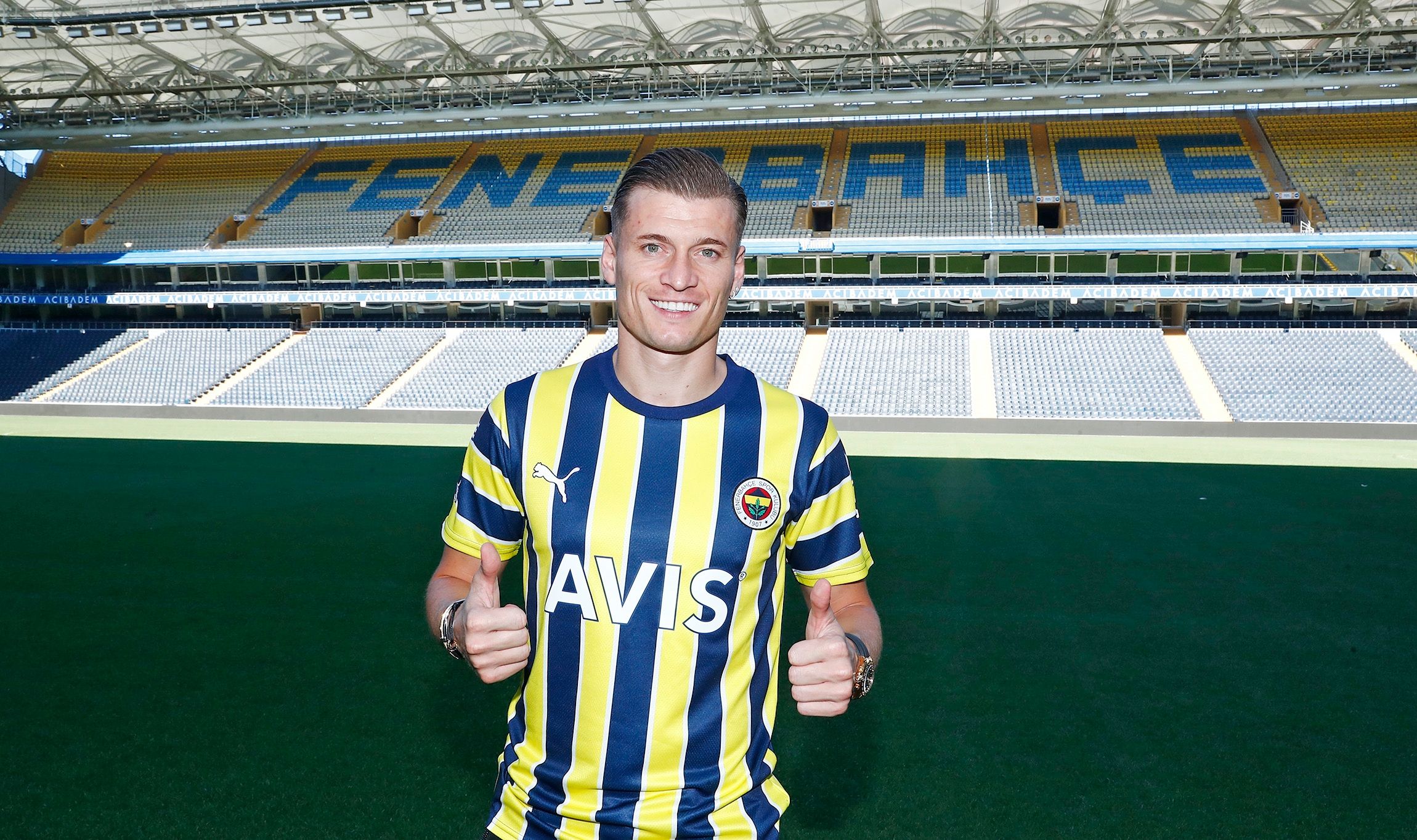 Ezgjan Alioski, Fenerbahçe 