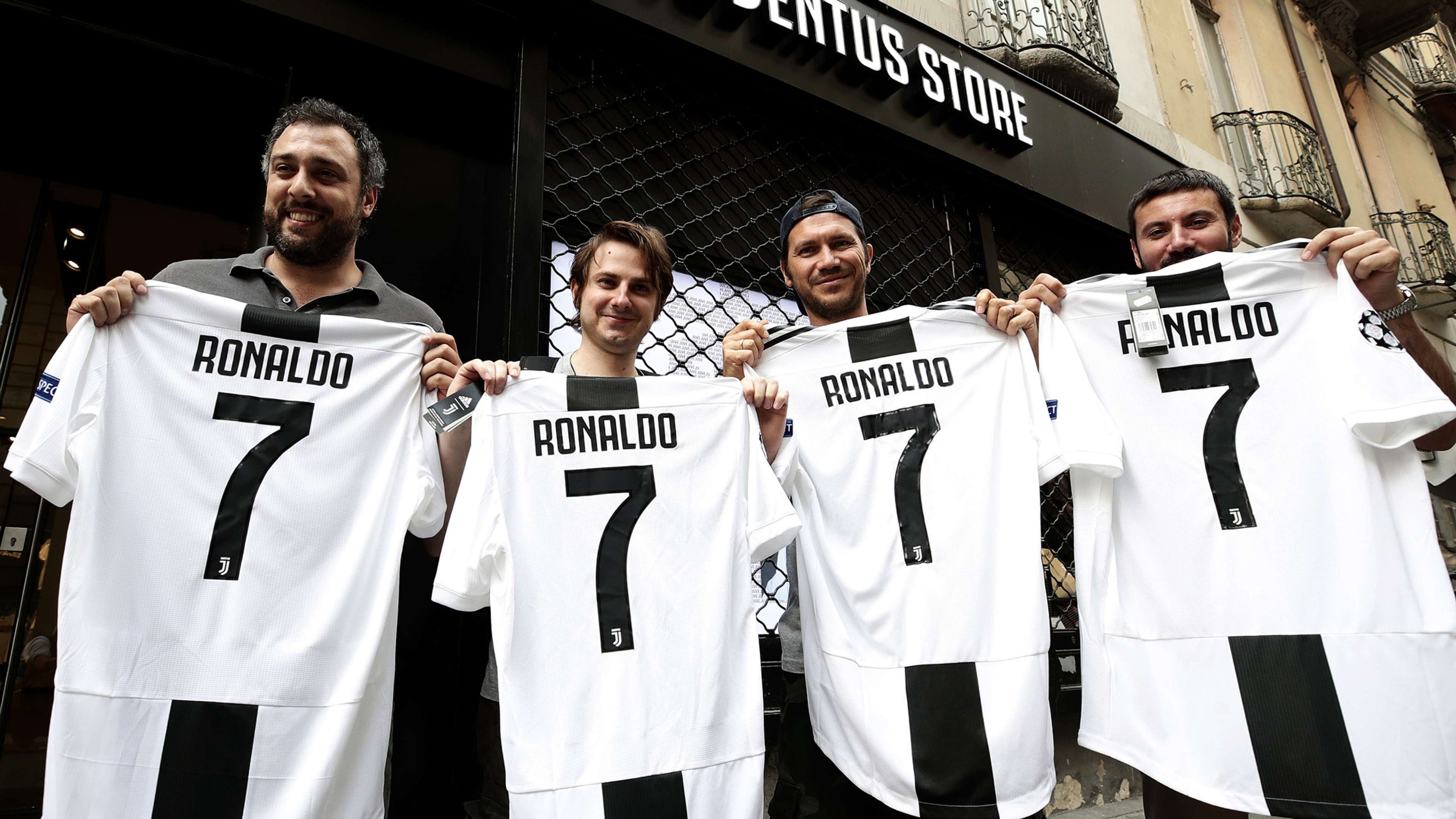 Cristiano Ronaldo Juventus Turin Trikots