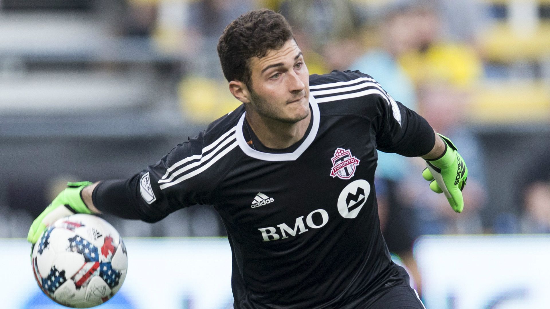 Alex Bono TFC MLS 5102017