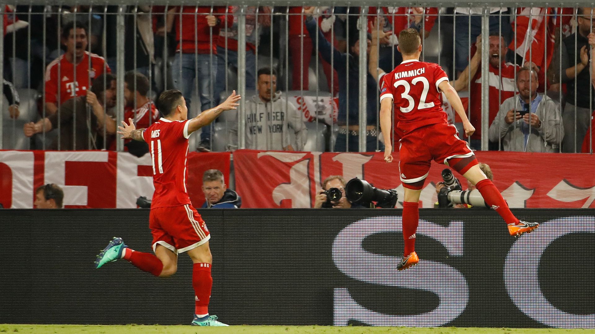 Joshua Kimmich FC Bayern Champions League 250418