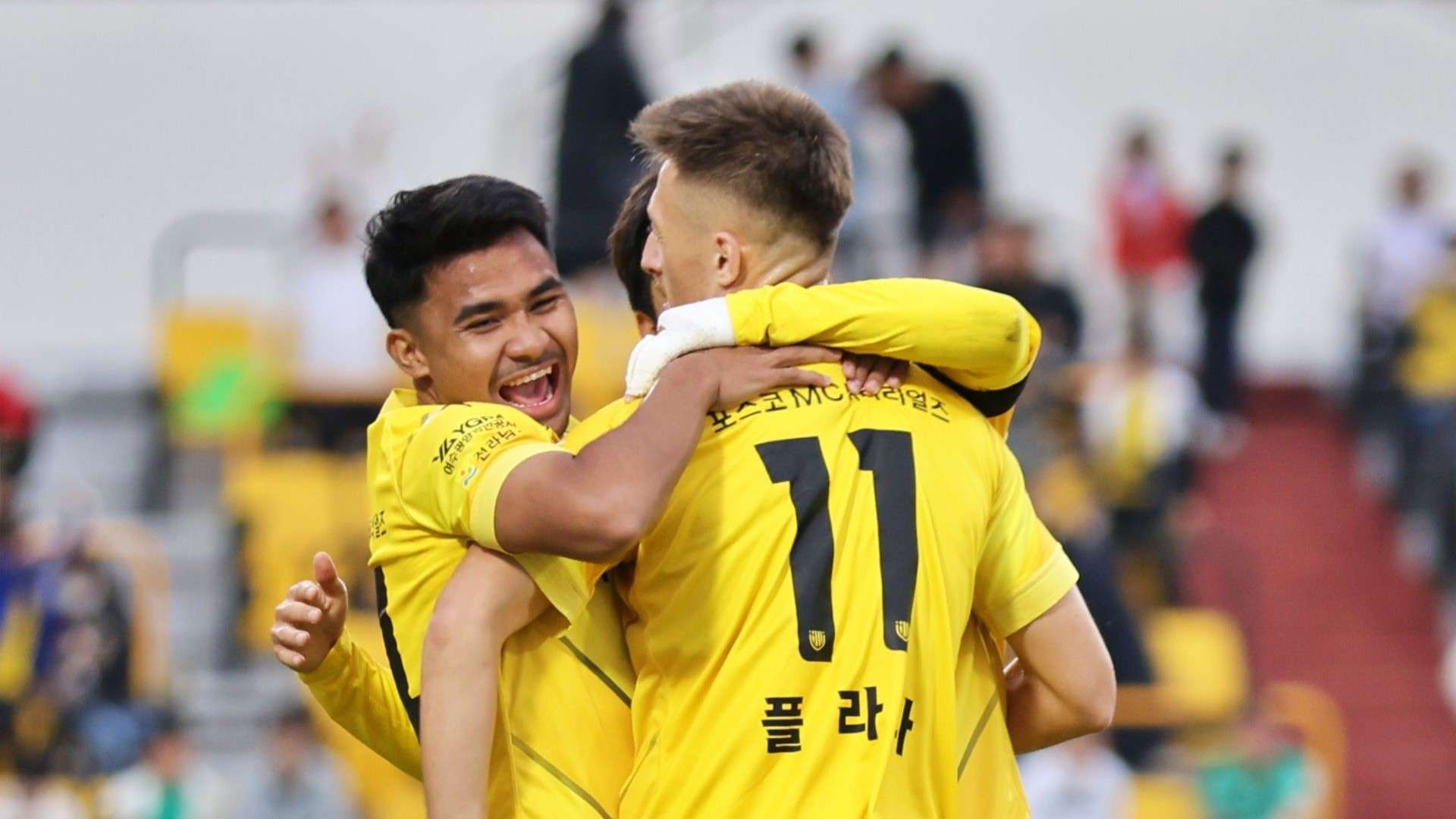 Asnawi Mangkualam Bahar - Jeonnam Dragons